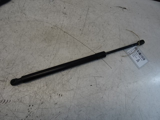 VERIN A GAZ Volkswagen Touran (1T1 / T2) (01-2003/05-2010), Volkswagen, Mevr. I. Hauben, Utilisé, Rue de l'Espoir 34 34
4030  GRIVEGNÉE, BE