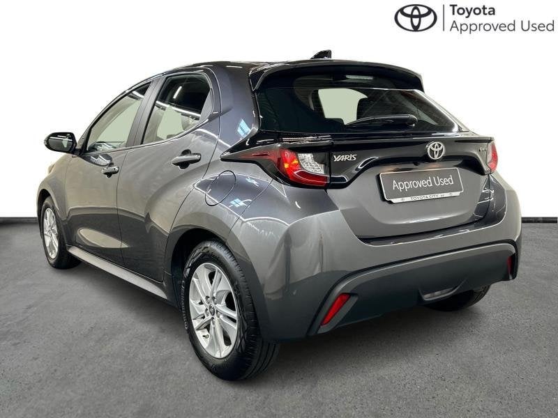 Toyota Yaris Dynamic, Argent ou Gris, Achat, Euro 6, https://public.car-pass.be/vhr/0ba2aa9d-842f-4d17-9318-8d656ae0241c