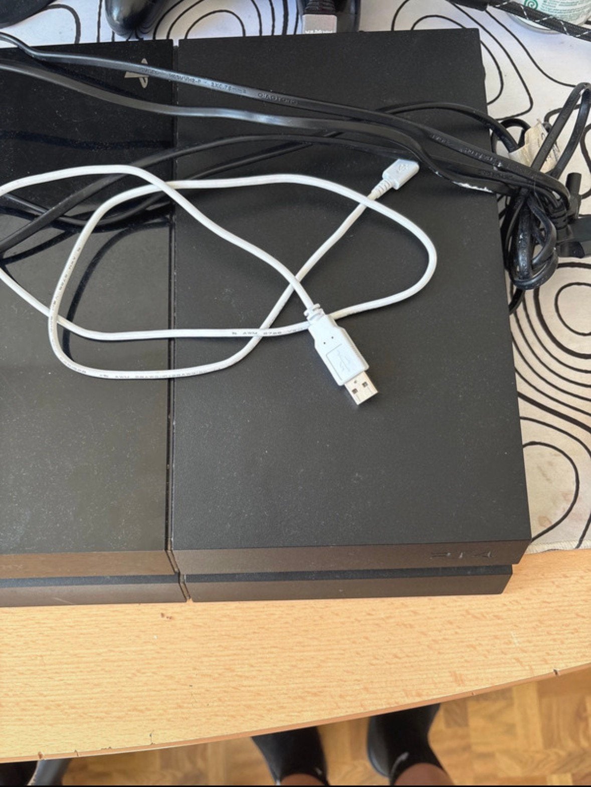 Manettes et jeux Ps4 + 2, 500 GB, Enlèvement ou Envoi, Utilisé, Avec jeux