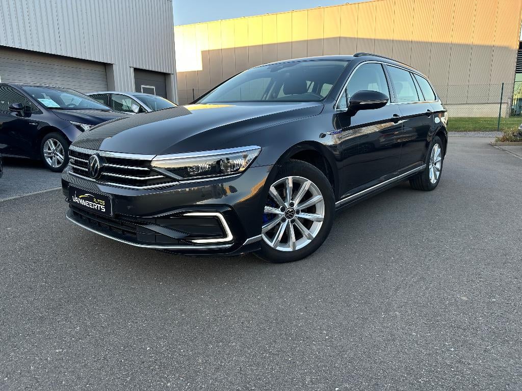 Vw Passat Variant GTE, benzine + elektrisch, plug-in hybride, Stof, Euro 6, 4 cilinders, 27 g/km