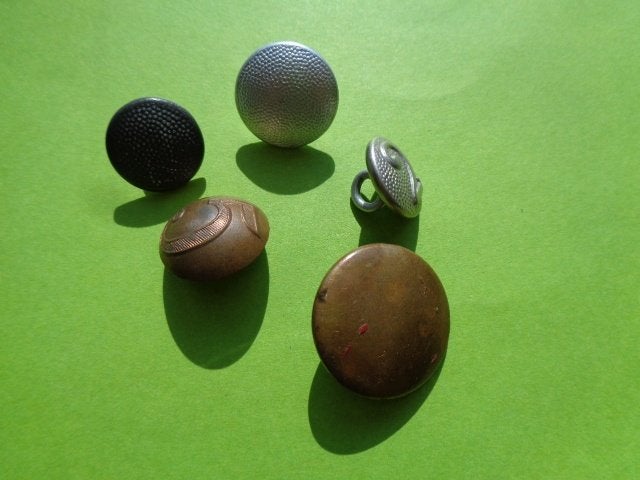 Diverse Duitse knopen uit WO2 , aan 3 € / stuk, Collections, Enlèvement ou Envoi, Armée de terre, Autres types