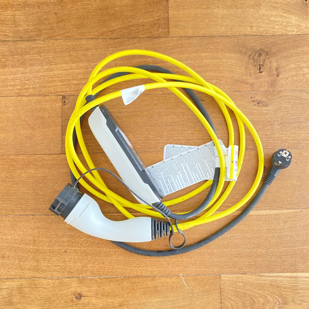 Chargeur pour voiture électrique - Aptiv, Enlèvement ou Envoi