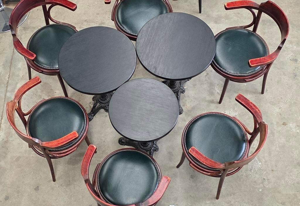 Thonetstijl armstoelen met Godin smeedijzeren onderstel, Antiek en Kunst, Ophalen of Verzenden