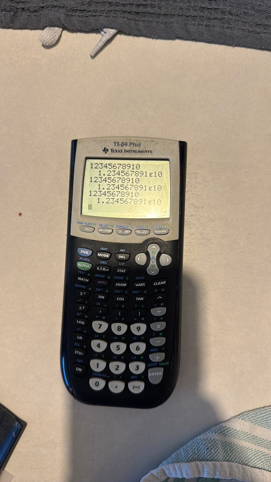 TI 84 plus rekenmachine, Ophalen, Zo goed als nieuw