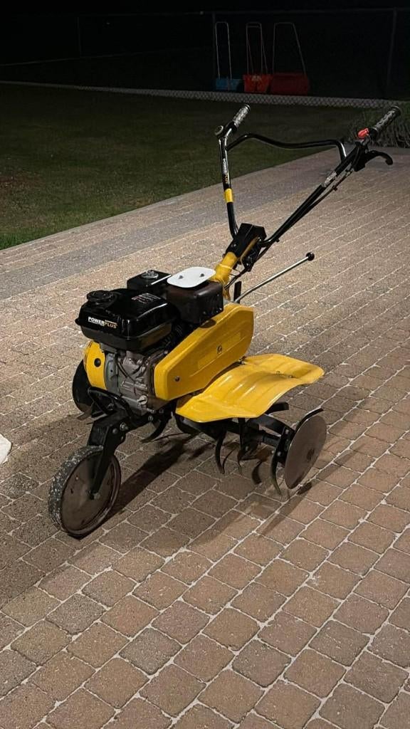 TUINFREES // POWERPLUS // ENORM STERK!, Doe-het-zelf en Bouw, Ophalen, Benzine, Gebruikt, Powerplus