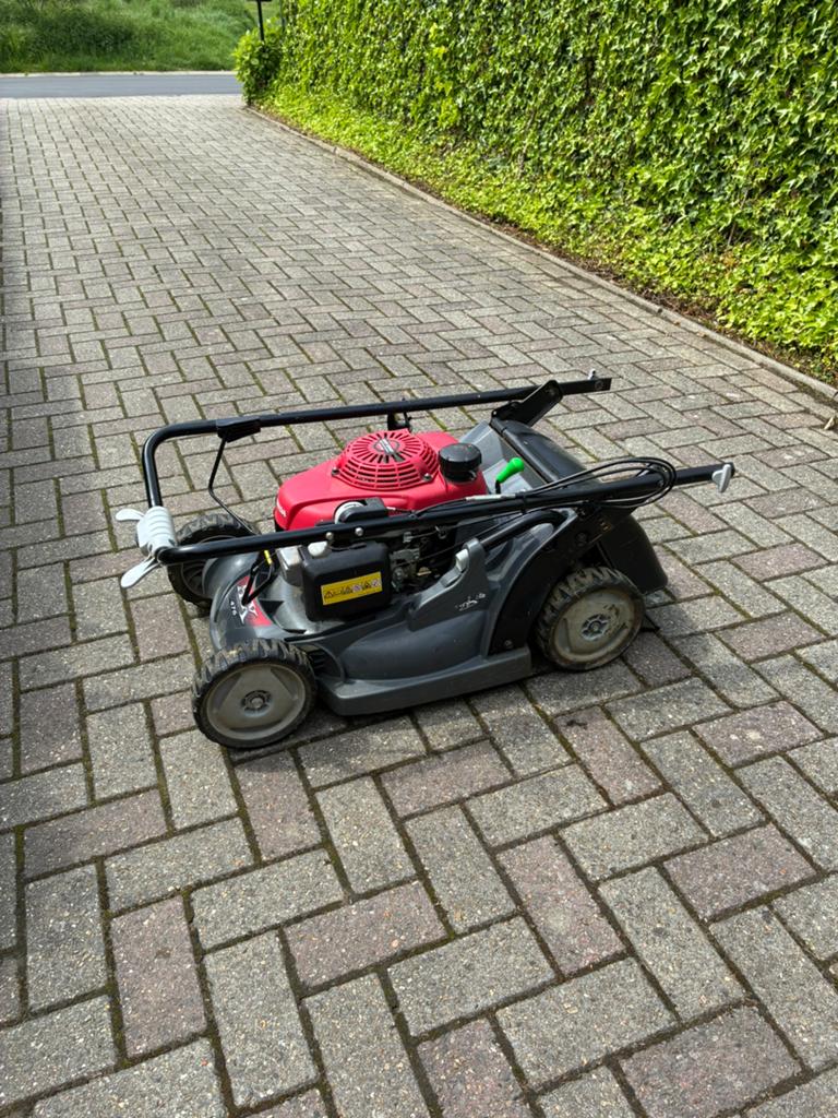 Tondeuse Honda HRX 476 en excellent état, Jardin & Terrasse, Tondeuses à gazon, Tondeuse rotative, Tondeuses à gazon à essence