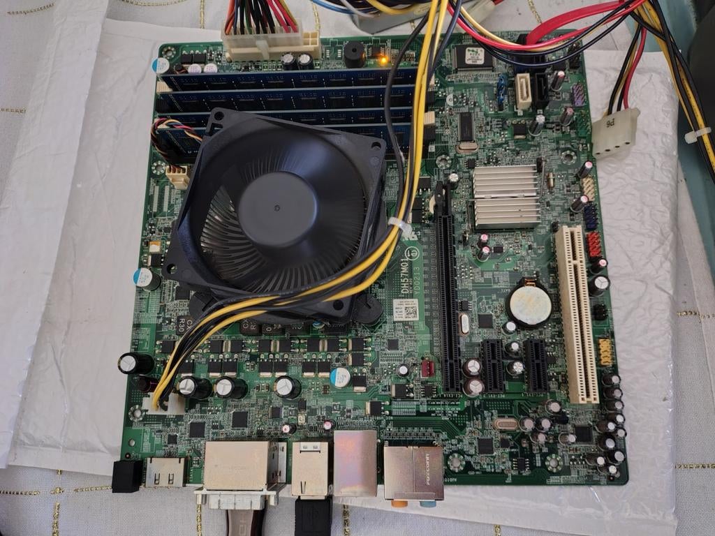 Bundle carte mere dell 0T568R + Intel i5 650 + 8gbram Elpida, Enlèvement ou Envoi, DDR3, Utilisé, ATX