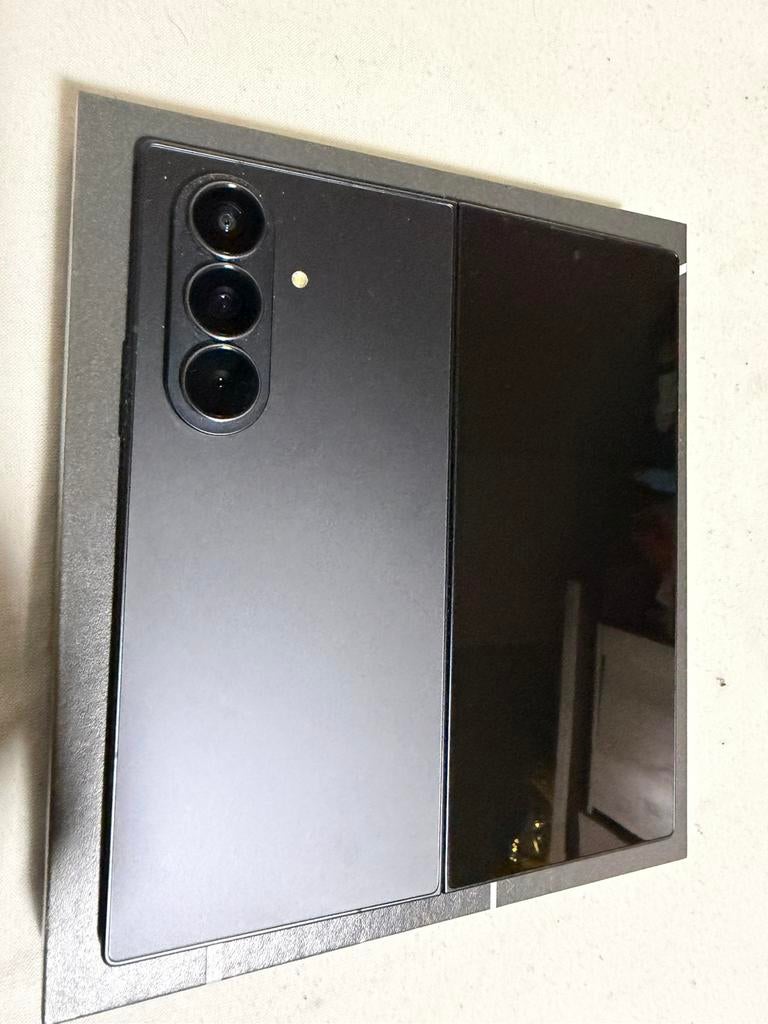 Samsung fold 7, Télécoms, Téléphonie mobile | Samsung, Enlèvement, Comme neuf, Noir