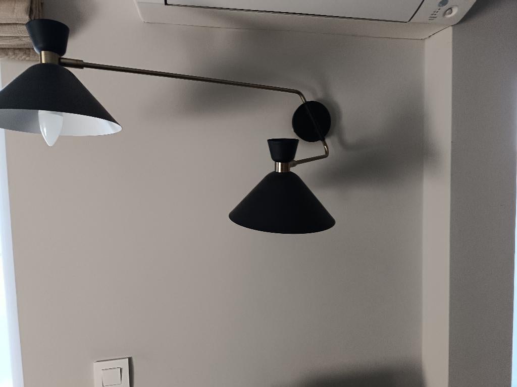 Lampe de bureau, Enlèvement