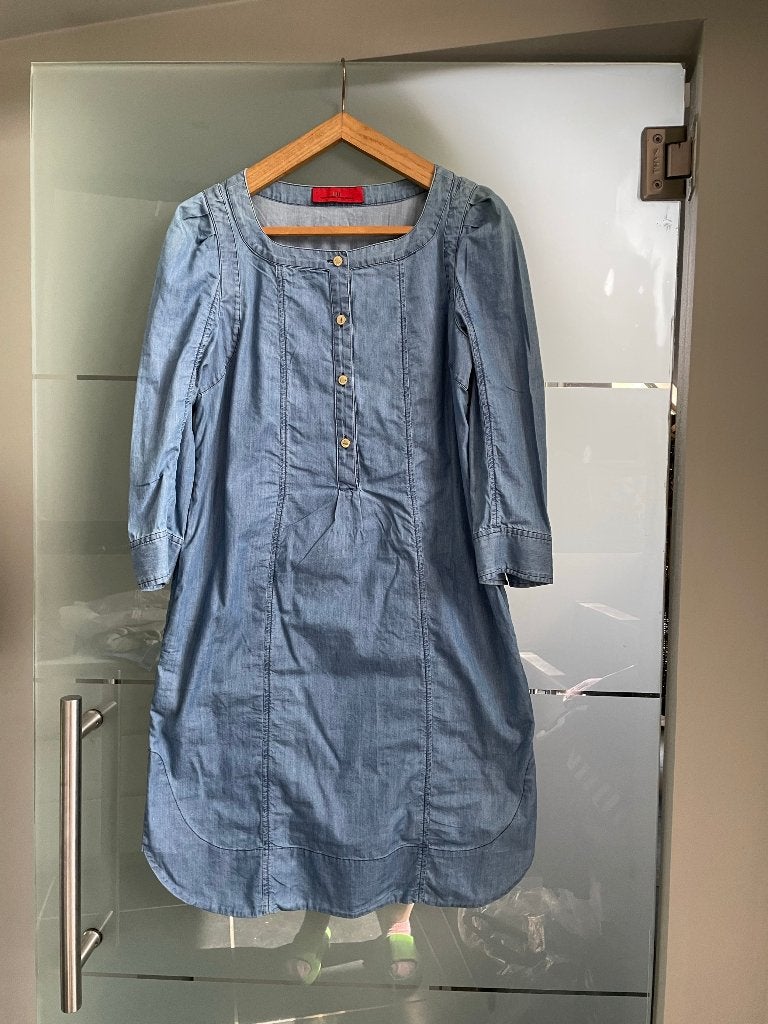 Robe en jean Carolina Herrera, Carolina Herrera, Taille 38/40 (M), Enlèvement ou Envoi, Comme neuf