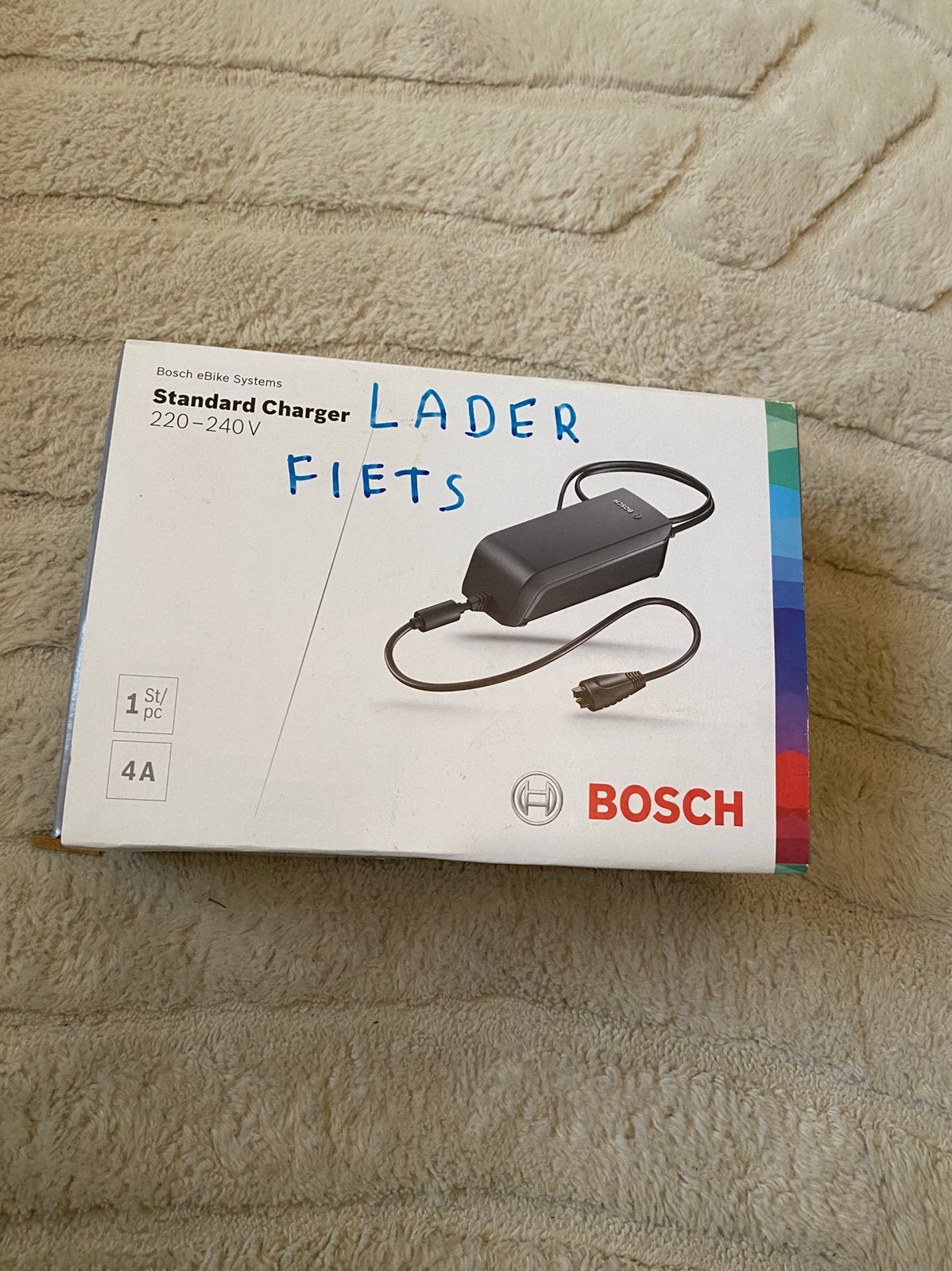 Bosch fiets lader 4A, Vélos & Vélomoteurs, Neuf