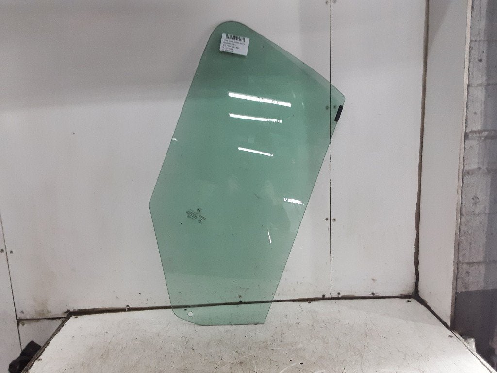 VITRE AVANT DROITE Peugeot Boxer (U9) (01-2006/12-2023), Mevr. I. Hauben, Utilisé, Rue de l'Espoir 34 34
4030  GRIVEGNÉE, BE, Info@Collignon.be