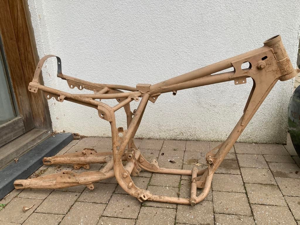 Cadre pour ancien modèle Bultaco Pursang Mk12 (modèle 219), Enlèvement, Révisé