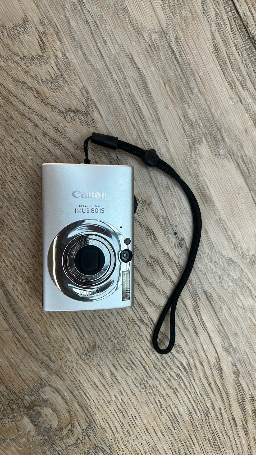 Canon digital ixus 80 IS zonder batterij en sd kaart, Canon, Moins de 4 fois, 8 mégapixels, Comme neuf