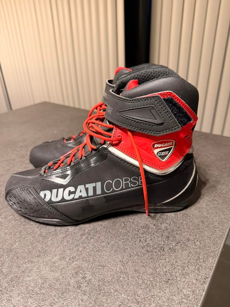 Chaussures de moto Ducati Corse City C2, Enlèvement ou Envoi, Seconde main, Femmes, Bottes