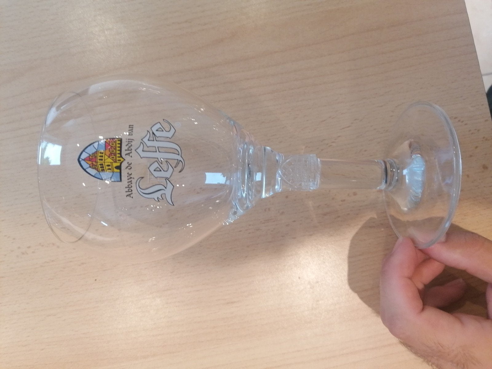 Leffe-glas van 33 cl in perfecte staat, Collections, Verres & Petits Verres, Enlèvement ou Envoi, Neuf, Verre à bière