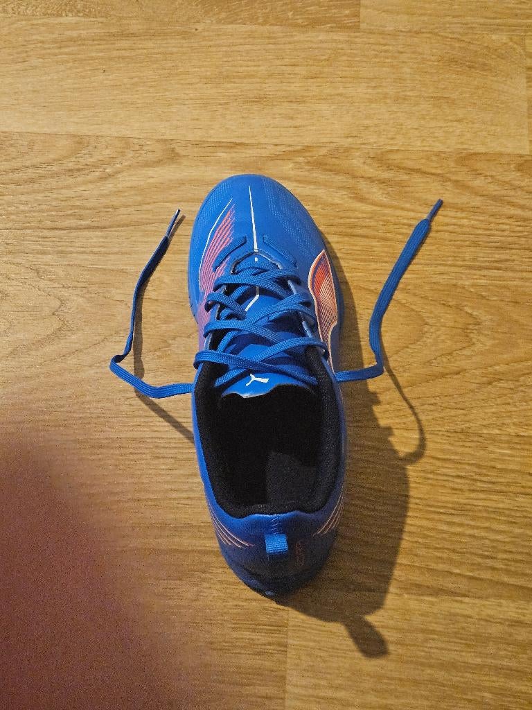 Chaussure futsal neuve, Garçon, Enlèvement ou Envoi, Puma, Comme neuf
