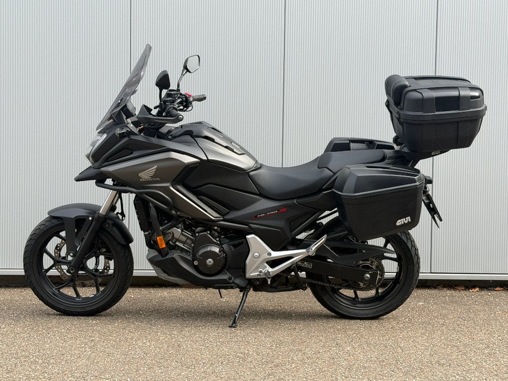 Honda NC 750 X DCT/Valises latérales et top cas/Historique, Motos, Motos | Honda, Permis Moto A, Tourisme, Entreprise, Plus de 35 kW