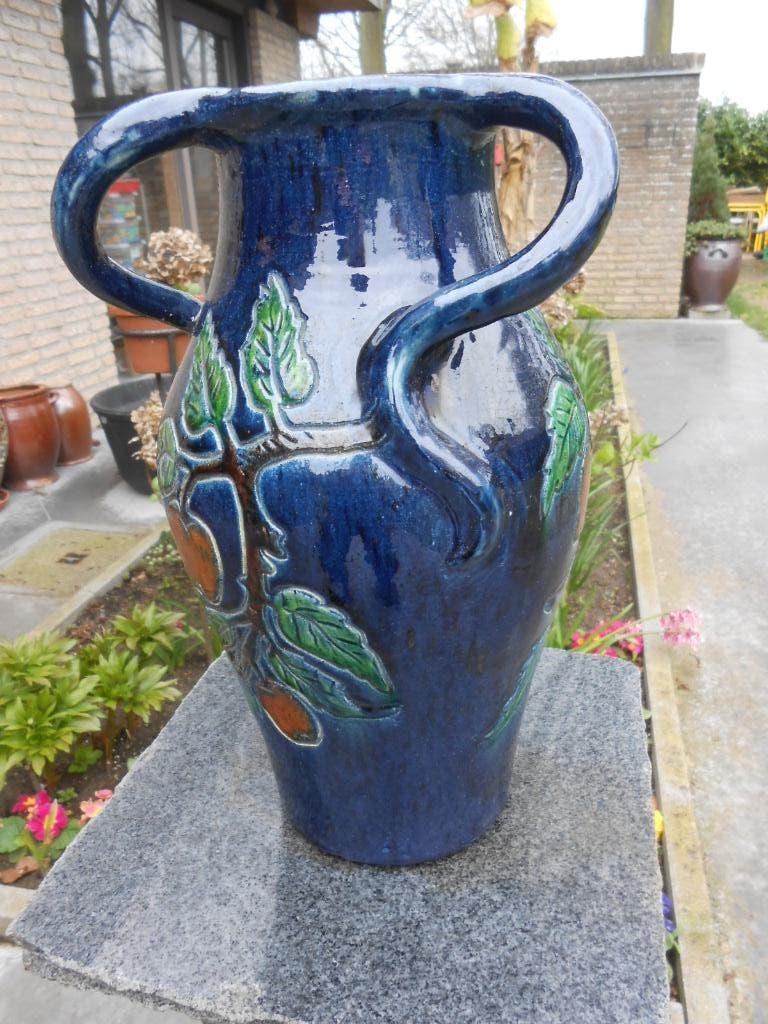 vaas keramiek donker blauw met fruitmotief appel 3 gedraaide, Ophalen of Verzenden