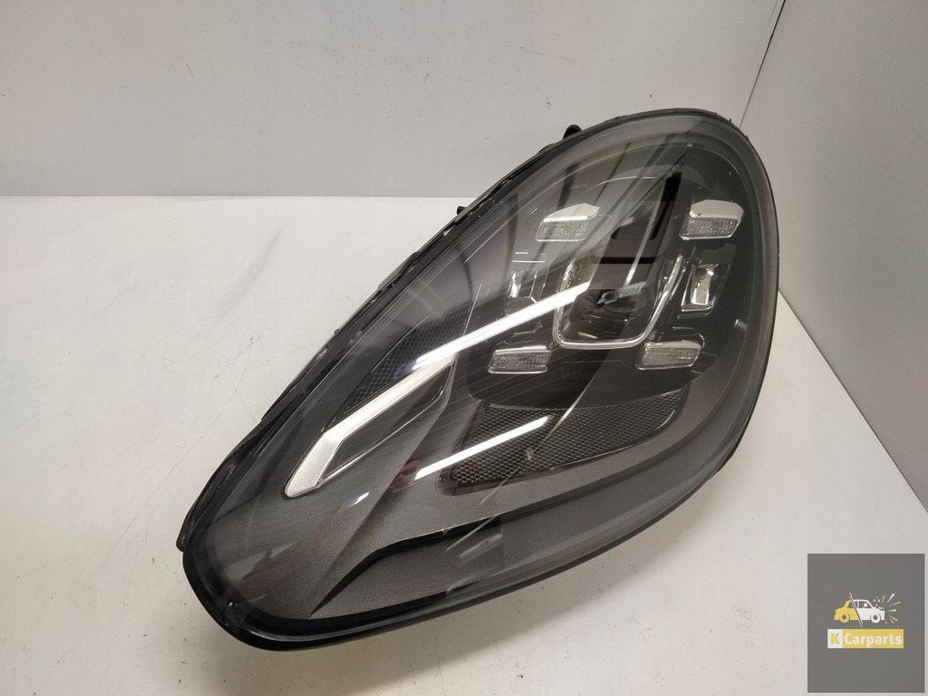 7P5.941.035.K, Porsche Cayenne 7P Lift Volledig Led-licht li, Gebruikt, Porscheplatz 1
70435  Stuttgart, DE, Porsche, Info@porsche.de