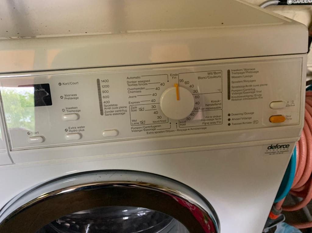 Wasmachine miele, Ophalen, 1200 tot 1600 toeren, Gebruikt, 4 tot 6 kg