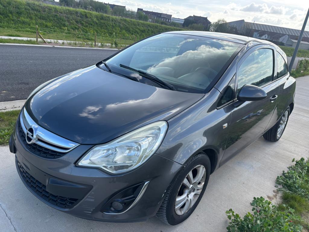Opel Corsa  1.2i Essence année 2012 Euro 5, Autos, Opel, Achat, 1298 cm³, Entreprise, Boîte manuelle