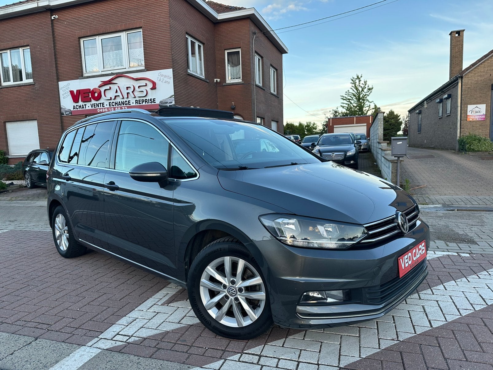 Volkswagen Touran 1.6 TDi 7Pl Highline / GPS Pano Alcantara, Argent ou Gris, Achat, Euro 6, 7 places