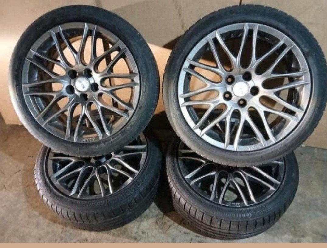 Jantes et pneus 4 saisons pour Audi A5 , 245 40 18, Particulier, Achat