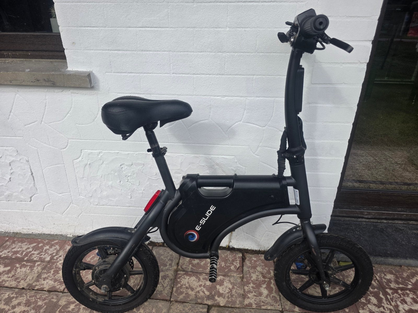 Un vélo solide, Enlèvement
