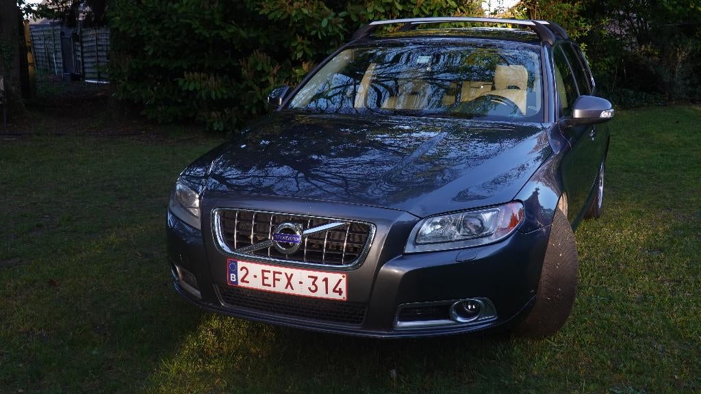 Volvo V70 2010 Diesel, Auto's, Voorwielaandrijving, Euro 5, Beige, 4 cilinders