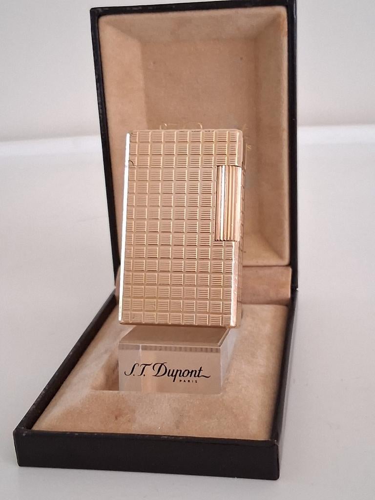 Dupont Aansteker L1 Model 20U 18K Verguld Goud Kleur, Verzamelen, Rookartikelen, Aanstekers en Luciferdoosjes, Gebruikt, Aansteker