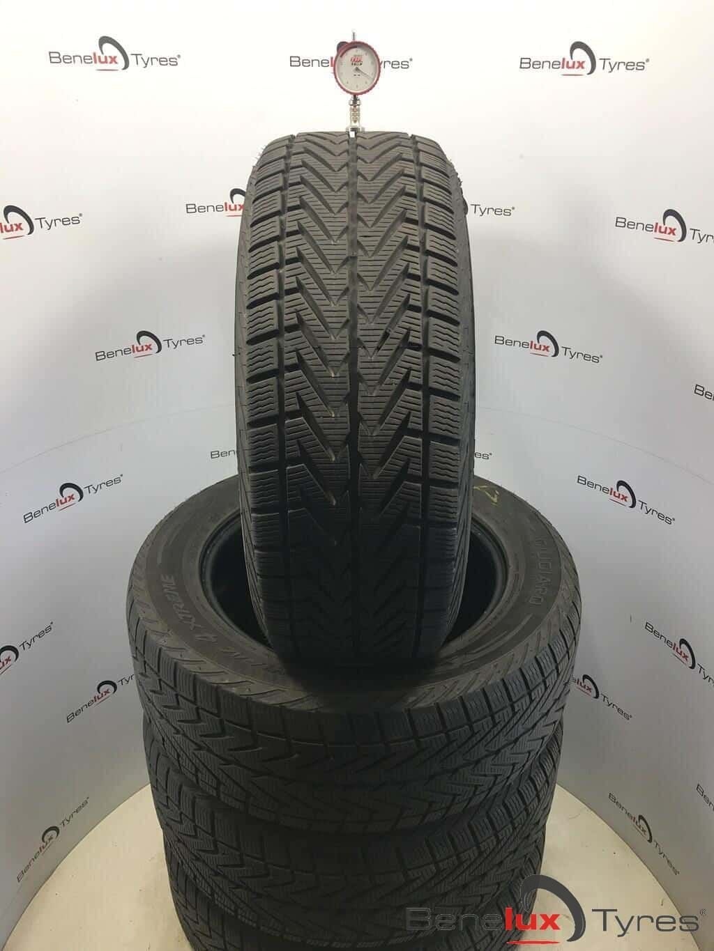 winter 255/55R18 Vredestein 255/55 R18 255/55/18 2555518, Auto-onderdelen, Ophalen, 18 inch, Gebruikt, 255 mm