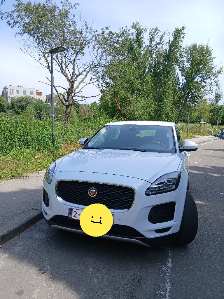 Jaguar e-pace Essence 2019 83000km, Autos, Achat, Euro 6, Carnet d'entretien, Noir