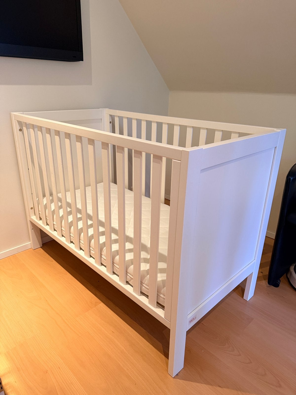 Babybed Troll, Kinderen en Baby's, Ophalen, Zo goed als nieuw, Jongetje of Meisje