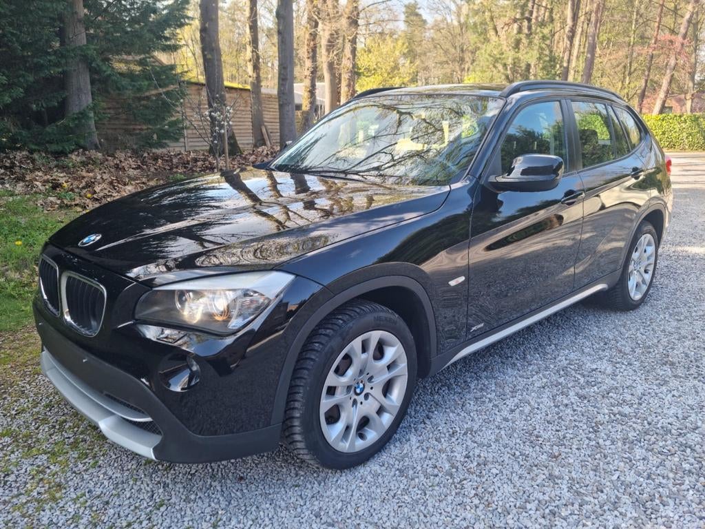 BMW X1 2.0 DA Xdrive AUTOMAAT, Auto's, BMW, Euro 5, 4 cilinders, Zwart, 5 deurs