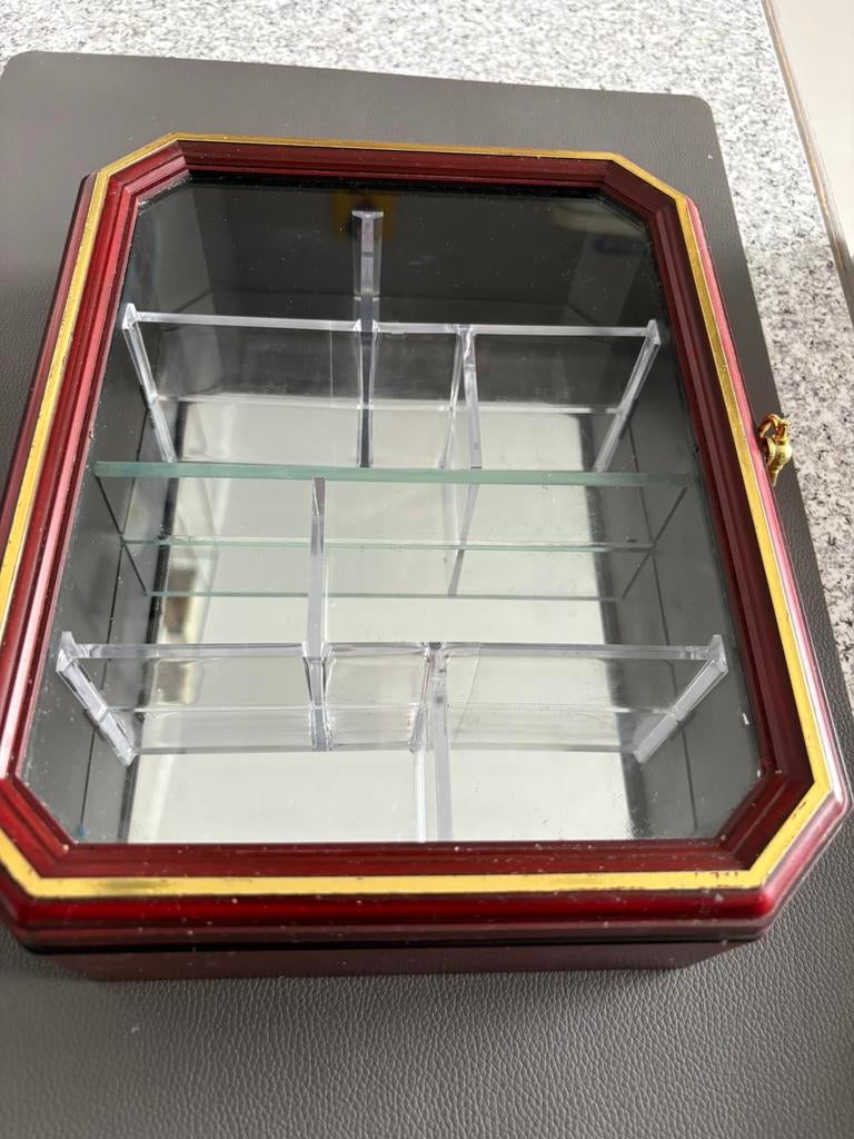 Petite vitrine (25/20/7 cm), Maison & Meubles, Armoires | Vitrines, Enlèvement ou Envoi