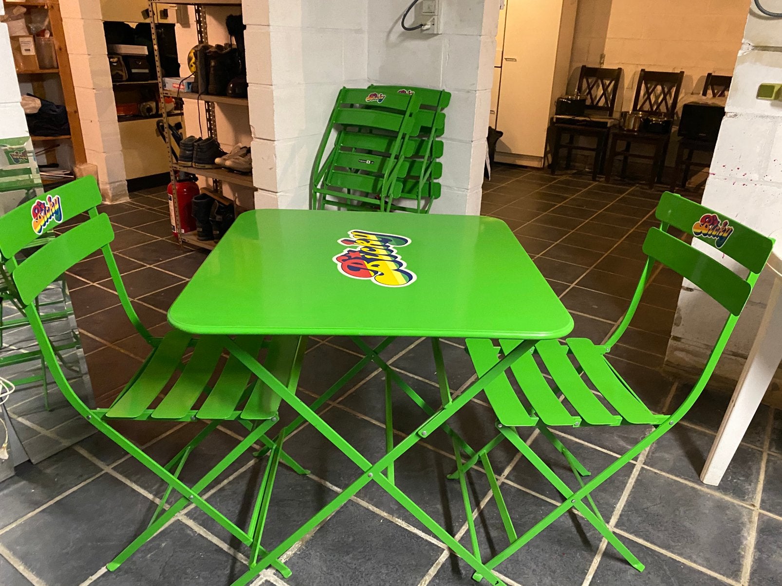 Frituur tafel set, Ophalen, Zo goed als nieuw, 4 zitplaatsen