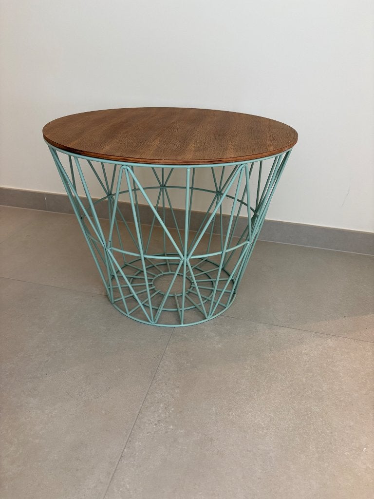 Tafeltje Ferm Living, Enlèvement, Utilisé