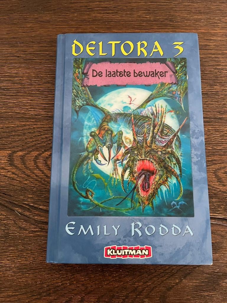 Deltora 3 – De laatste bewaker – Als nieuw – Hardcover, Boeken, Ophalen of Verzenden, Zo goed als nieuw, Fictie, Emily Rodda