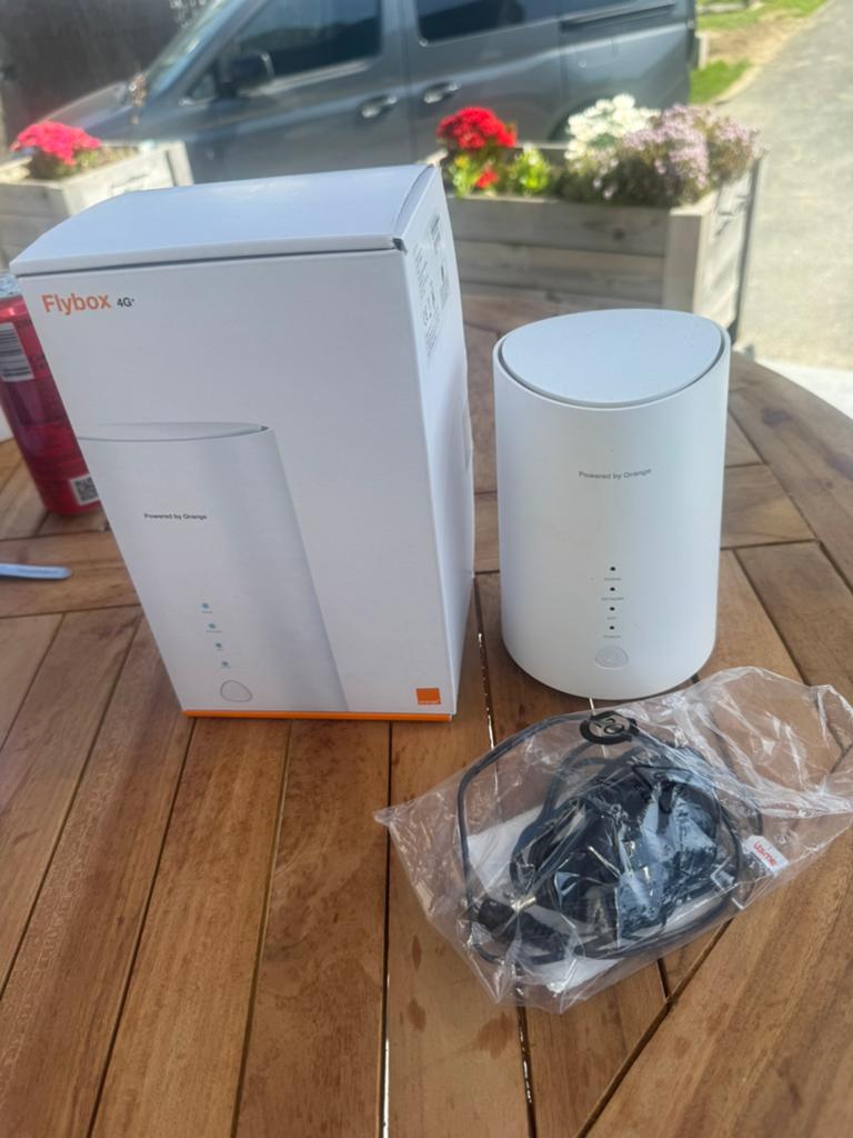 Flybox orange 4G, Ophalen of Verzenden, Zo goed als nieuw