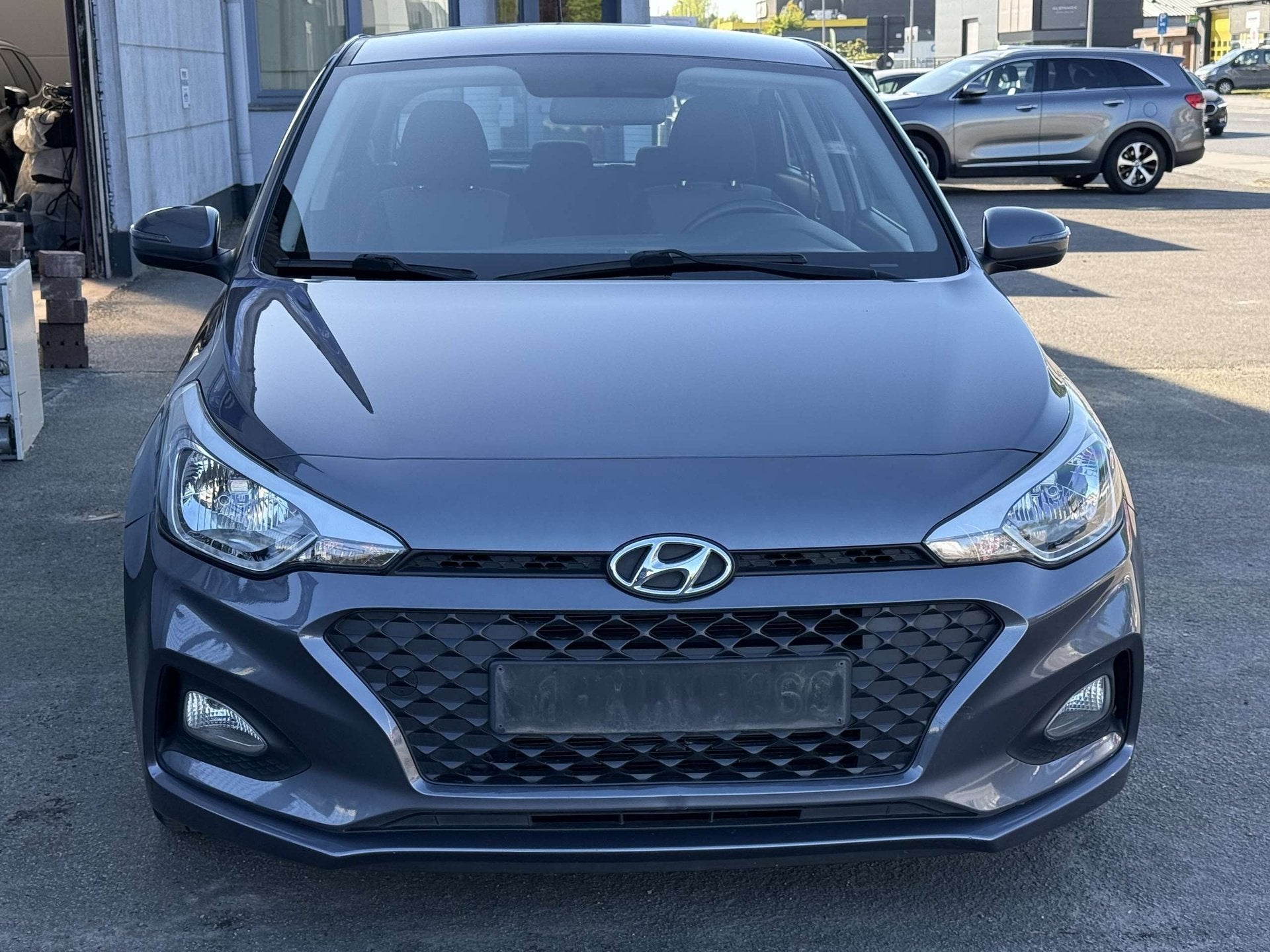Hyundai i20 i20 1.2i Air 12 Maanden Garantie, Argent ou Gris, Achat, Entreprise, Boîte manuelle