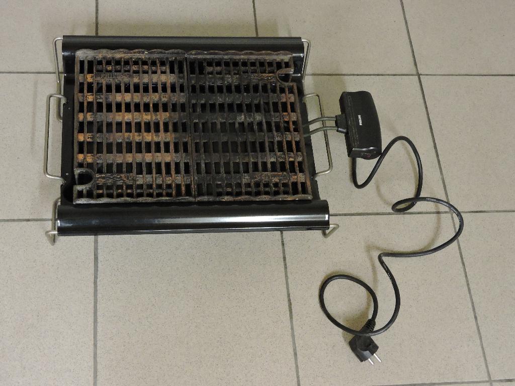 Grill en fonte « vintage » Philips POUR CUISSONS PARFAITES !, Caravanes & Camping, Accessoires de camping, Utilisé, Enlèvement ou Envoi