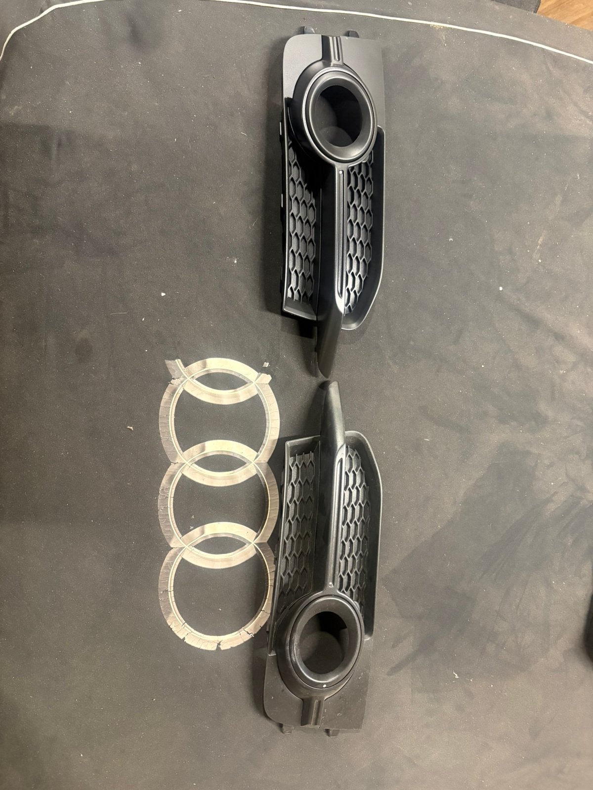 Grille de pare choc audi a1 S-line, Enlèvement