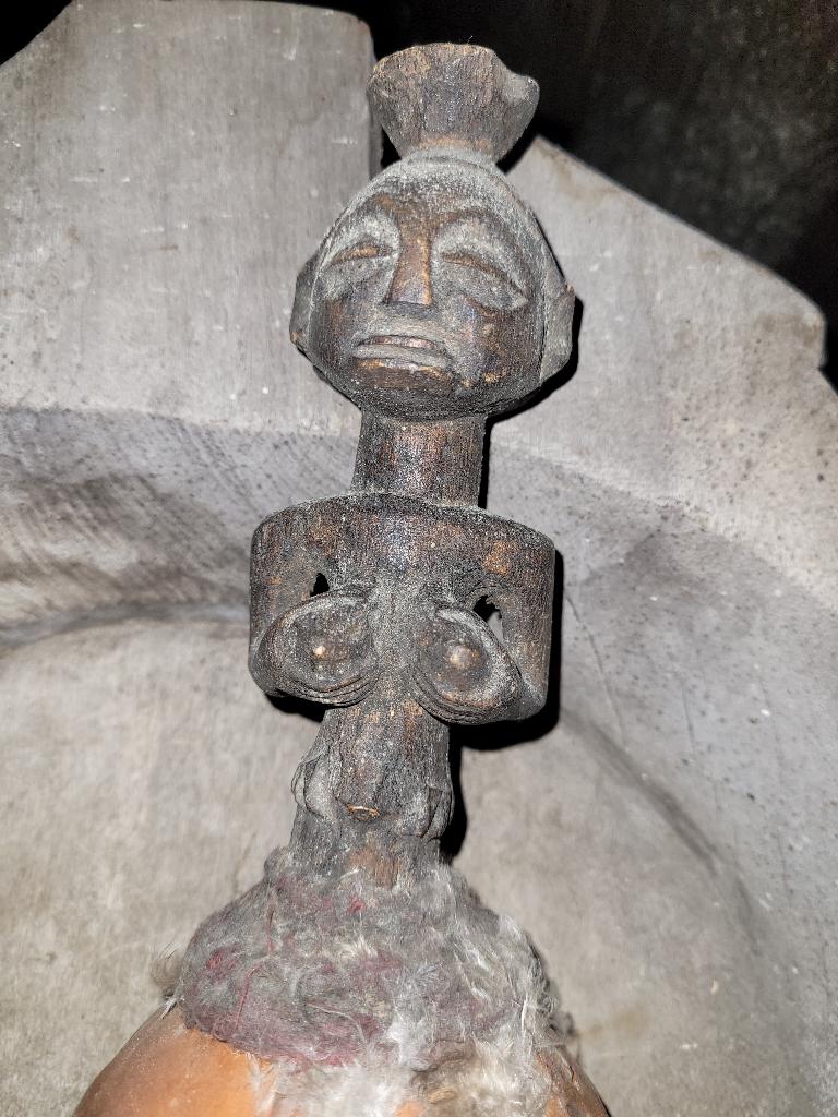 Statuette de fertilité - unique - Congo, Antiquités & Art, Curiosités & Brocante, Enlèvement ou Envoi