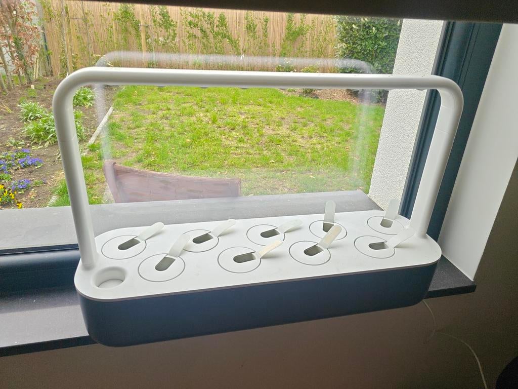 Click & Grow Smart Garden 9 (+ plant pods), Enlèvement ou Envoi, Utilisé