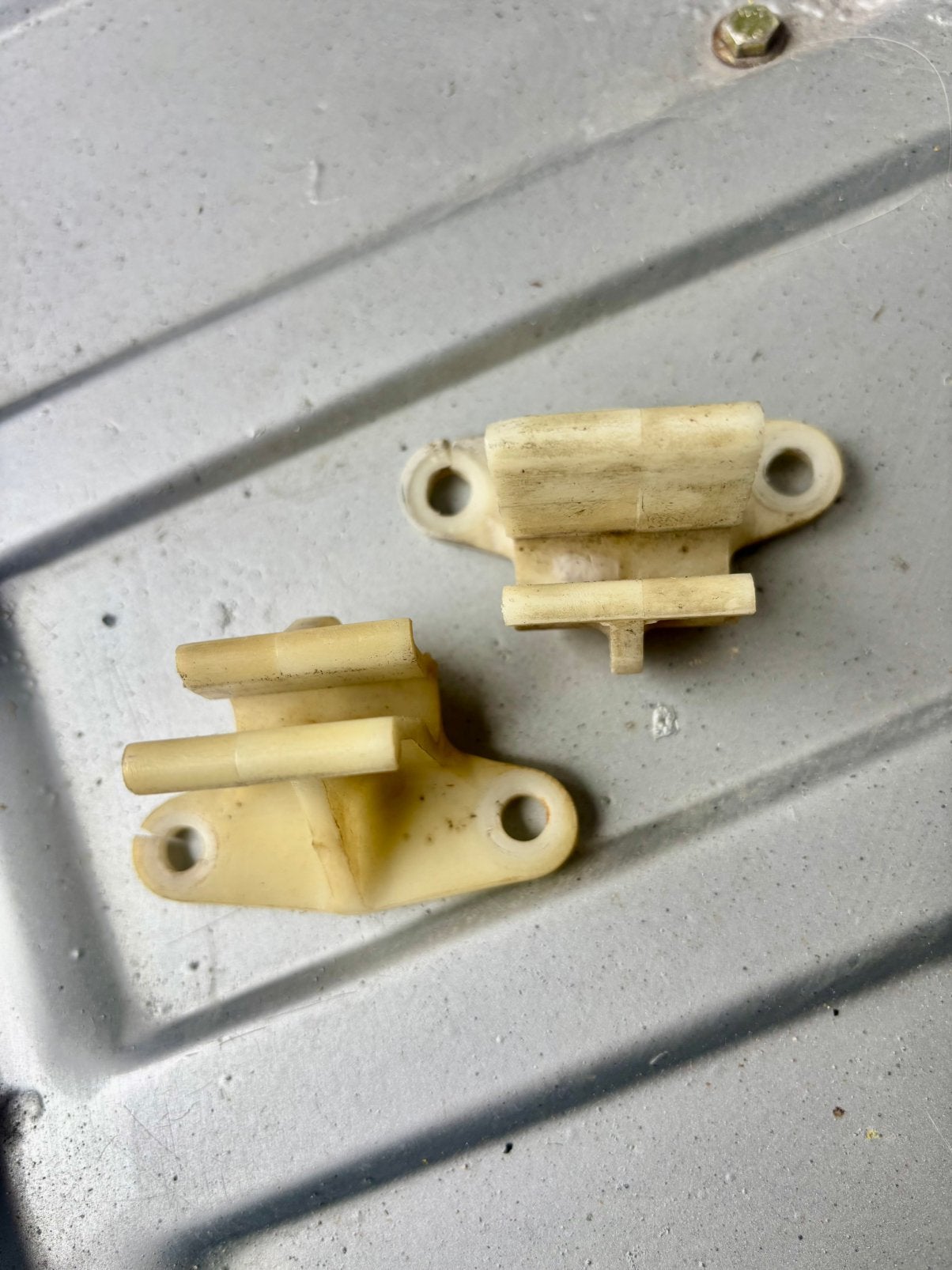Porsche 914 plastic steunen voor targadak (kofferbak), Ophalen of Verzenden, Porsche