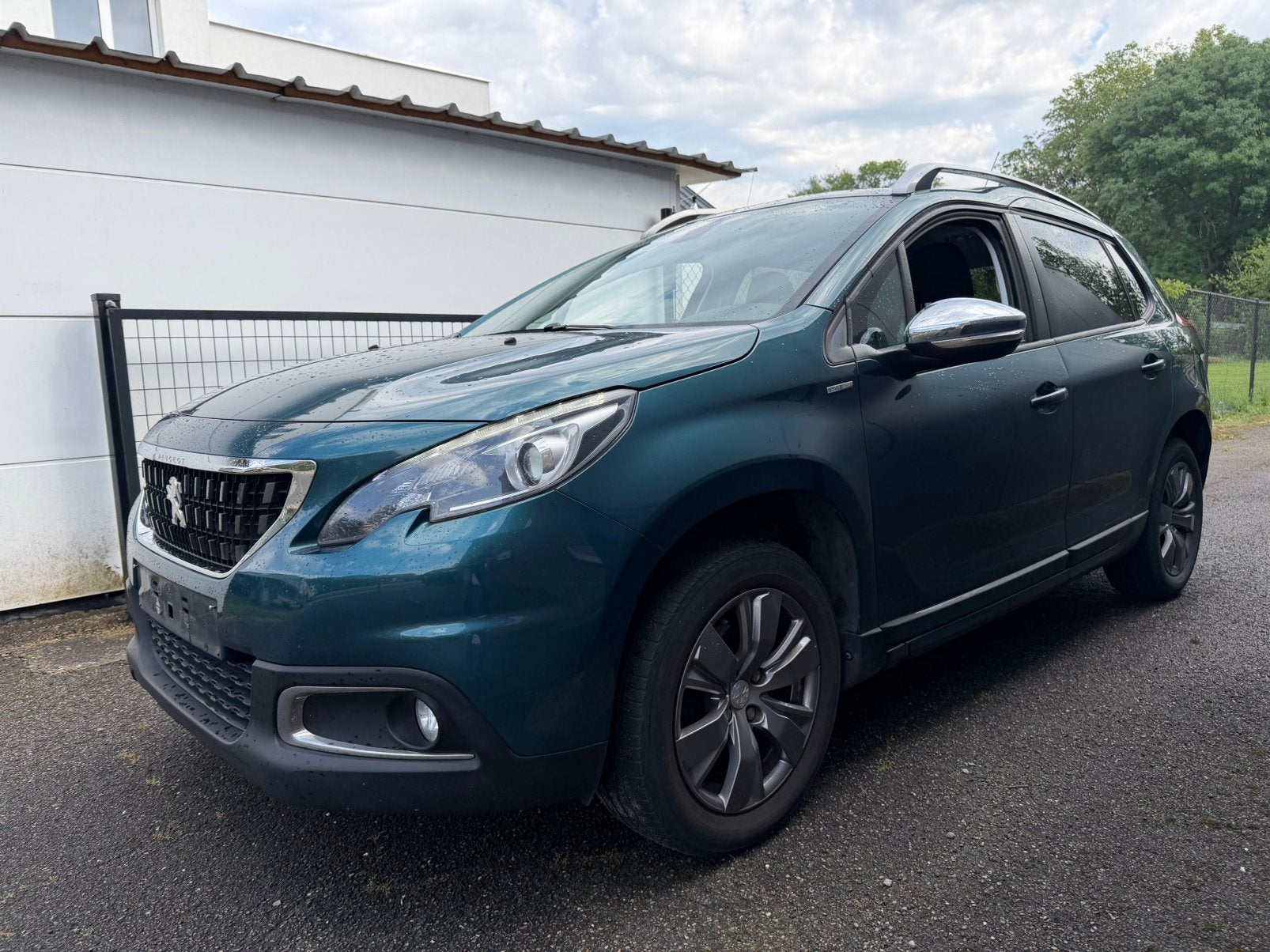 Peugeot 2008 / 1.2 Benzine Euro 6b / 57.000 km!!, Autos, Peugeot, Boîte manuelle, Entretenue par le concessionnaire, Noir, Particulier