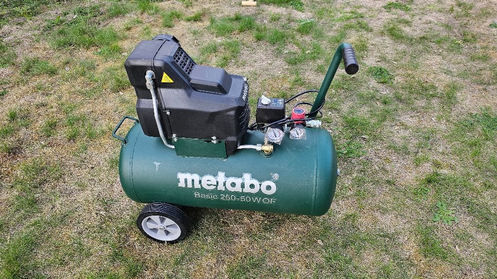 Metabo Basic 250-50 W OF compressor, Ophalen, Mobiel, 6 tot 10 bar, Zo goed als nieuw
