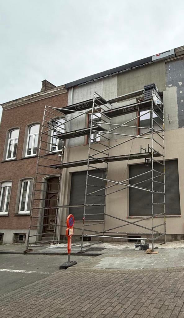 Échafaudage 42m carre, Ophalen, Zo goed als nieuw