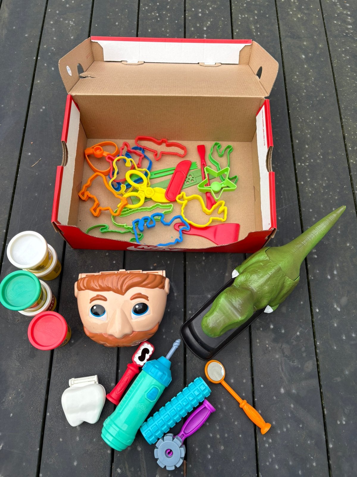 Play-Doh speelset met accessoires en klei, Verzamelen, Ophalen of Verzenden, Zo goed als nieuw